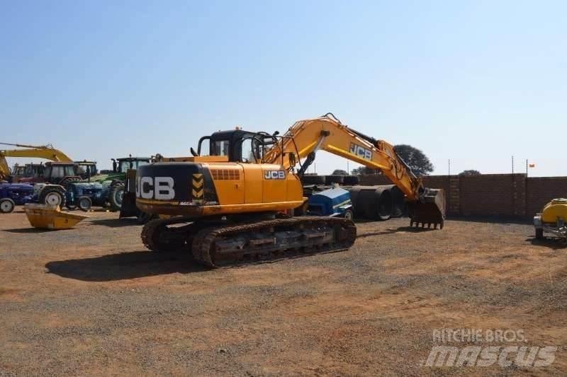 JCB JS205 Mini kotrók < 7t