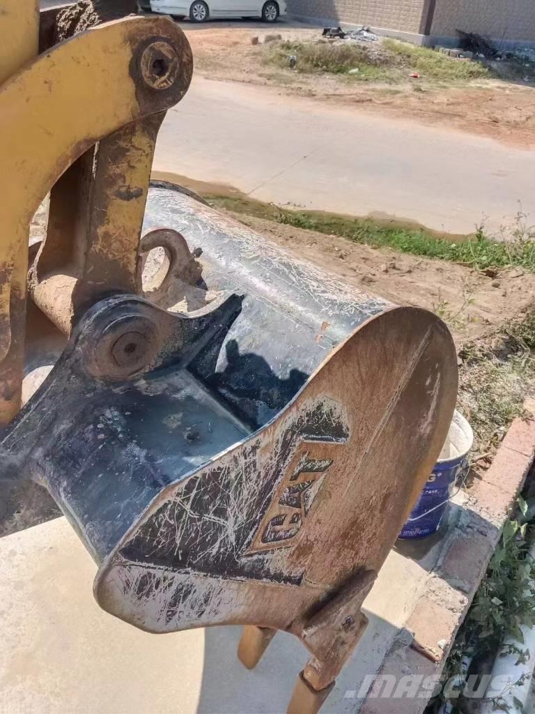 CAT 305.5 E2 Mini kotrók < 7t