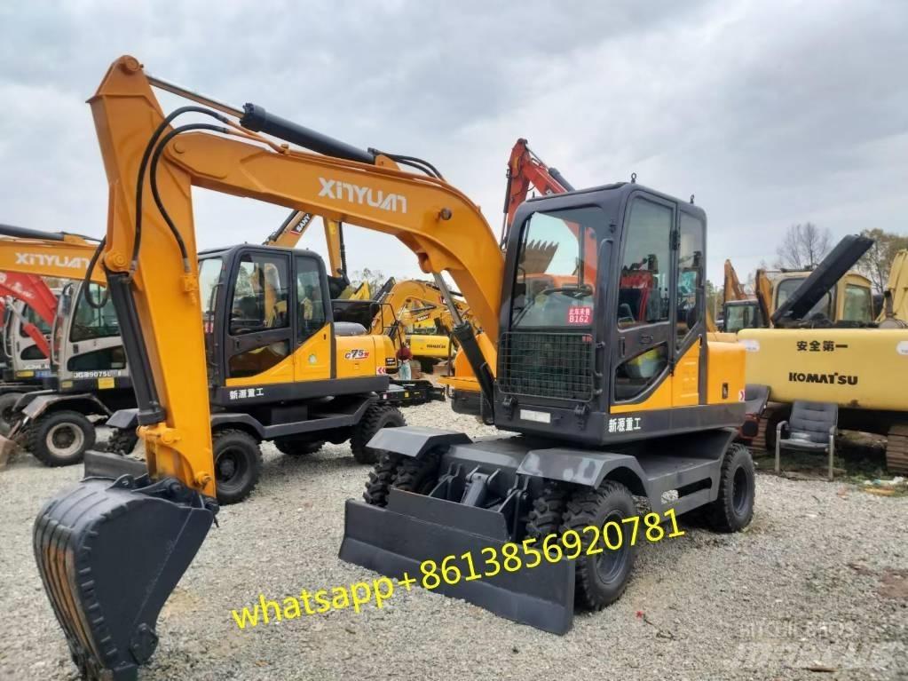 Xinyuan XYB75 Gumikerekes kotrók
