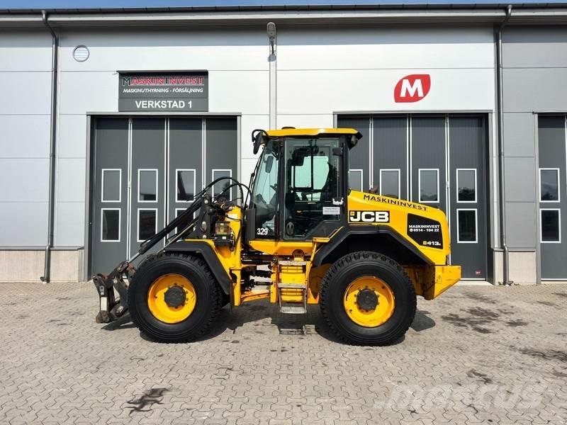 JCB 413 2.800h Gumikerekes homlokrakodók