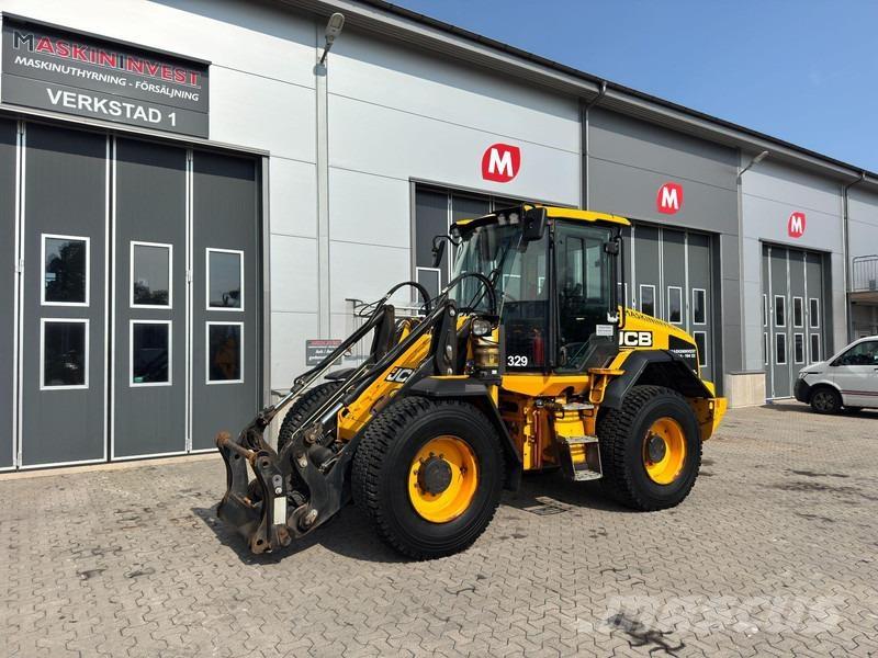 JCB 413 2.800h Gumikerekes homlokrakodók