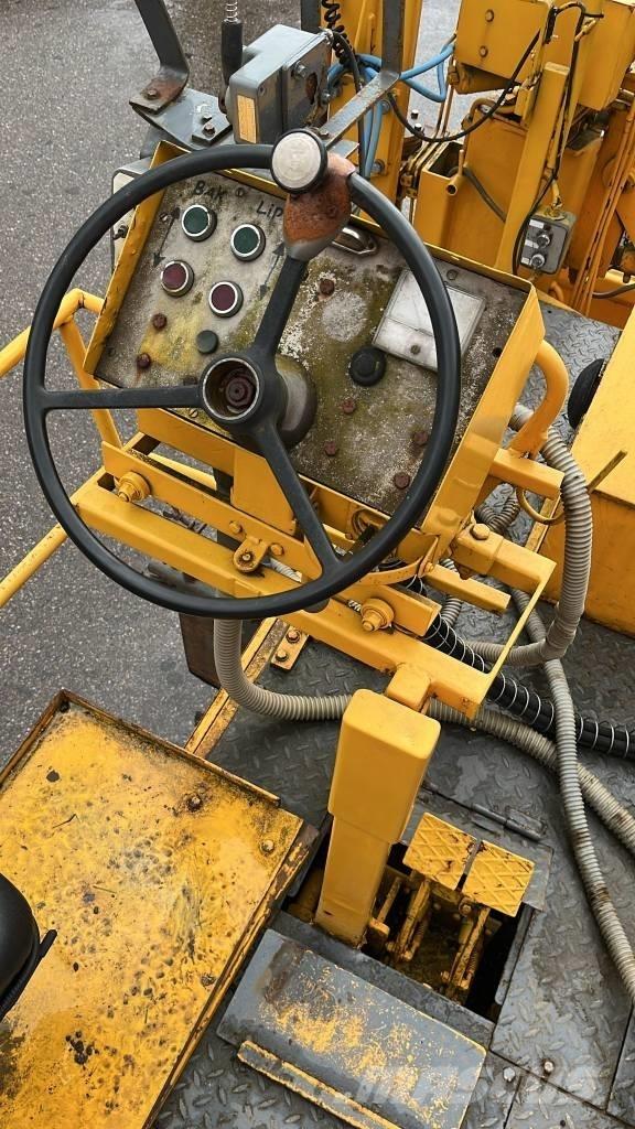 Demag SF 120 P Aszfalt terítõ gépek