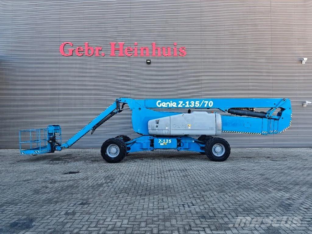 Genie Z-135 Teleszkópos emelők