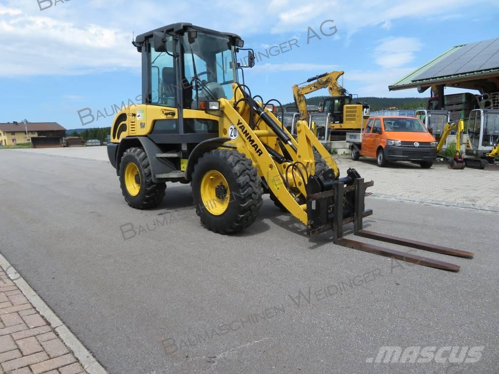 Yanmar V 65 Gumikerekes homlokrakodók