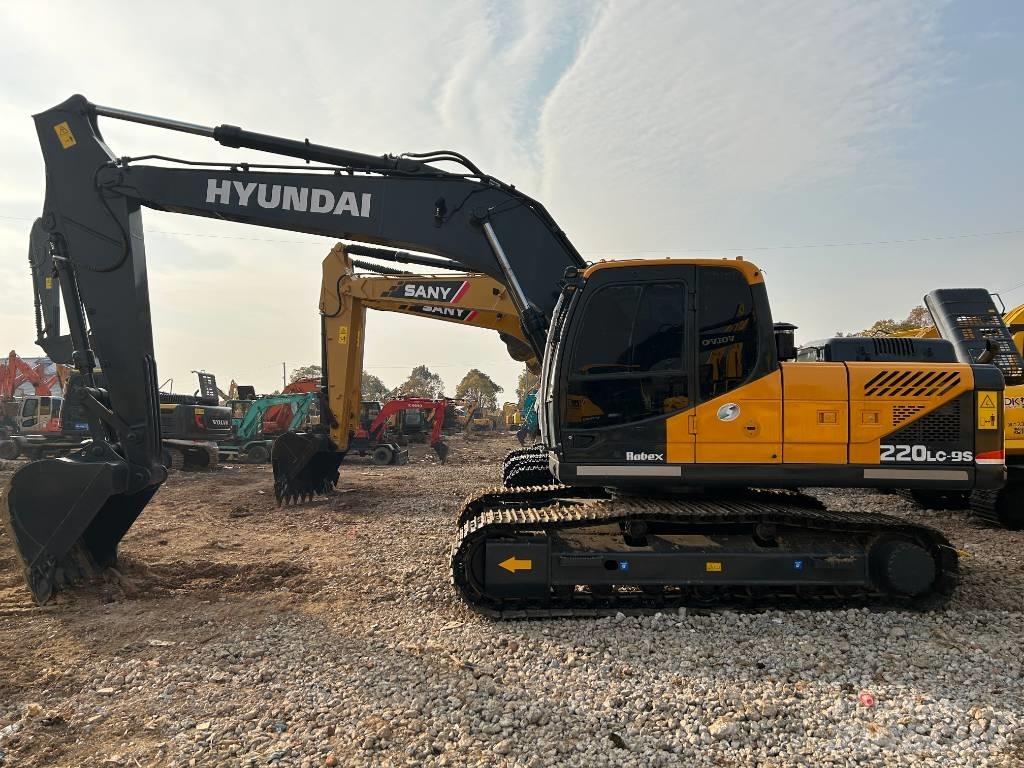 Hyundai R220LC-9S Lánctalpas kotrók