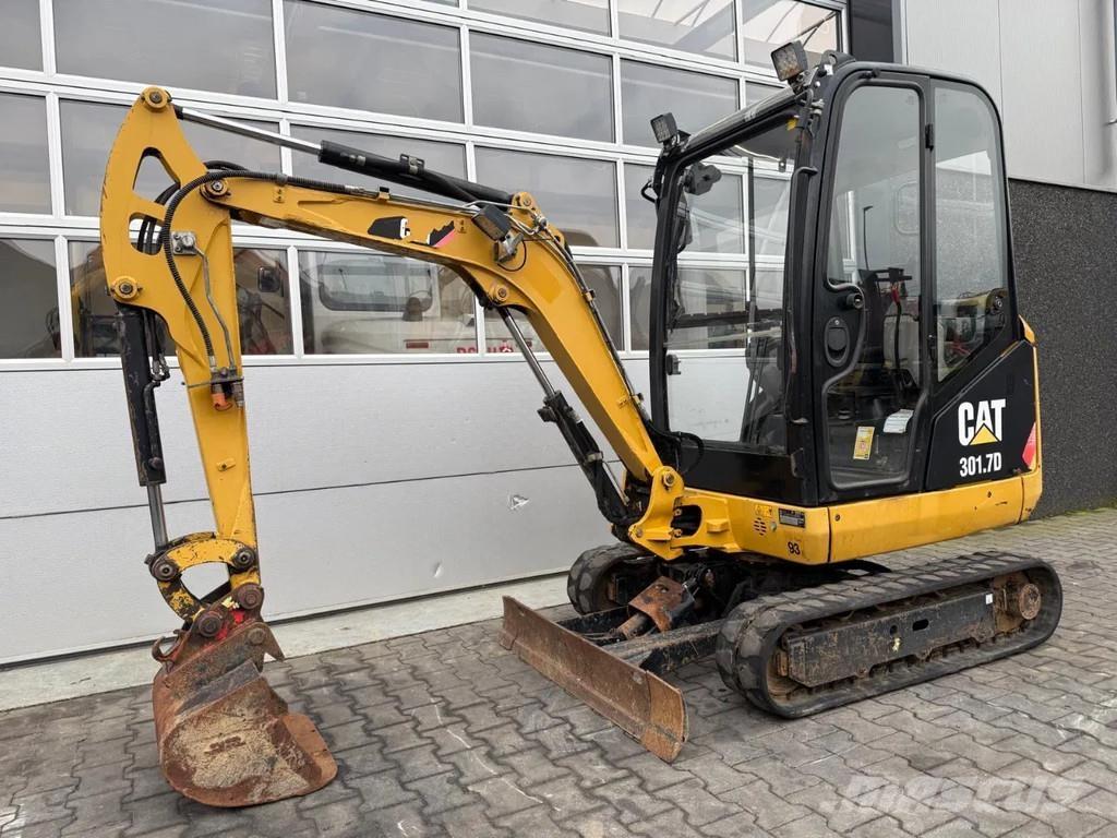 CAT 301.7D Mini kotrók < 7t