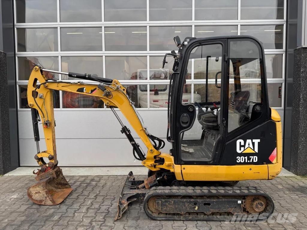 CAT 301.7D Mini kotrók < 7t