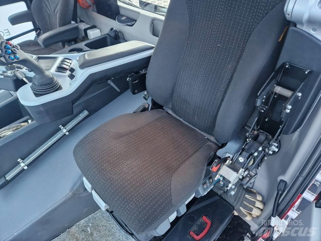 Prinoth Husky Sípálya kezelő gépek
