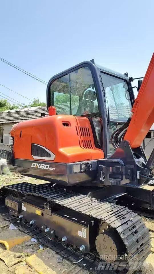 Doosan DX60 Mini kotrók < 7t