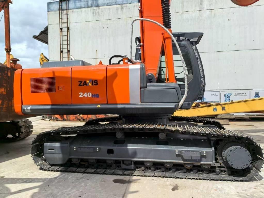 Hitachi ZX 240 HG Lánctalpas kotrók