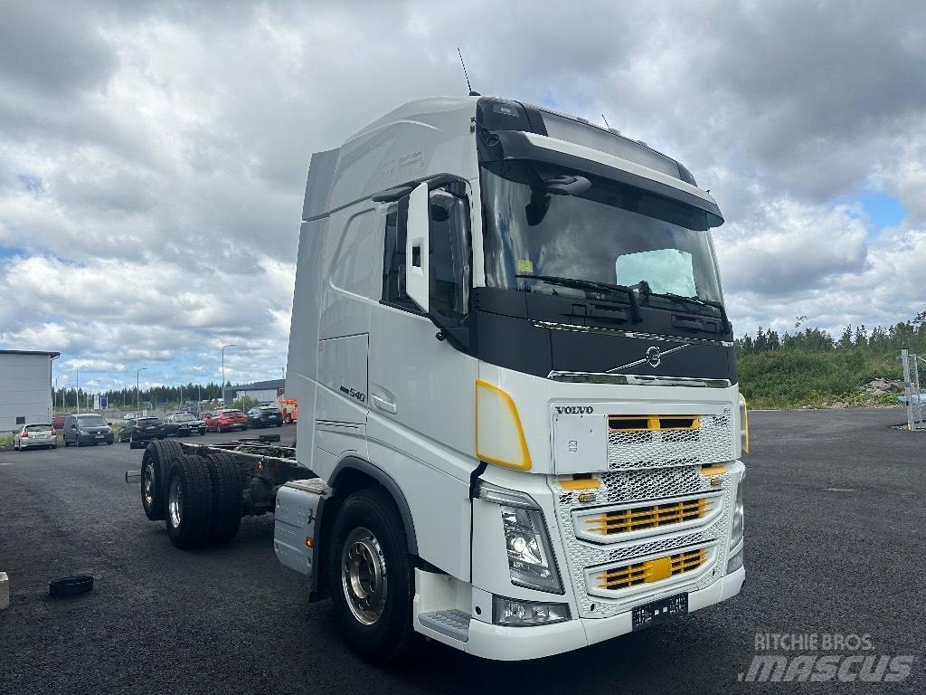 Volvo FH13 540 6x2*4 Fülkés alváz