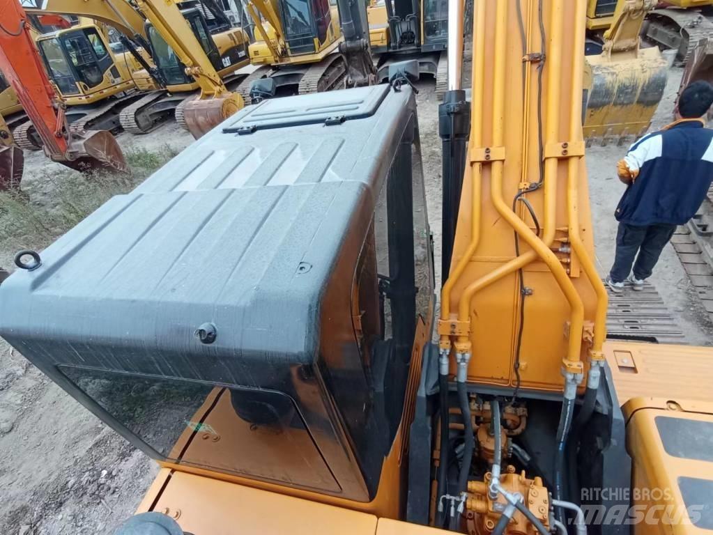 Hyundai Robex 215-9T Lánctalpas kotrók