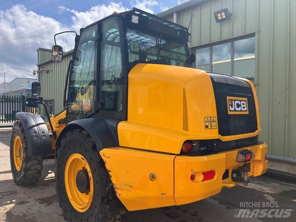 JCB TM320 Mini homlokrakodók