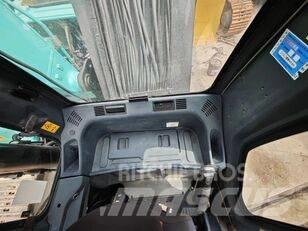 Kobelco SK 200-8 Lánctalpas kotrók