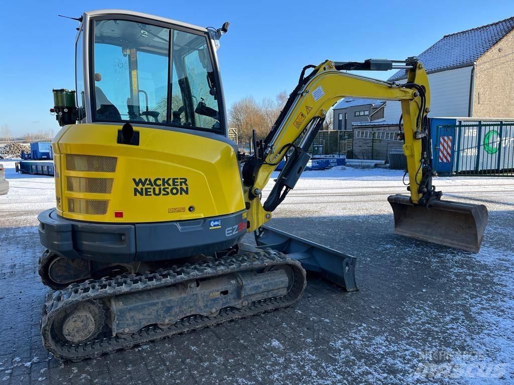 Wacker Neuson EZ 36 Mini kotrók < 7t