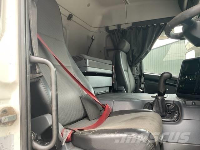 Scania P 410 Billenő teherautók