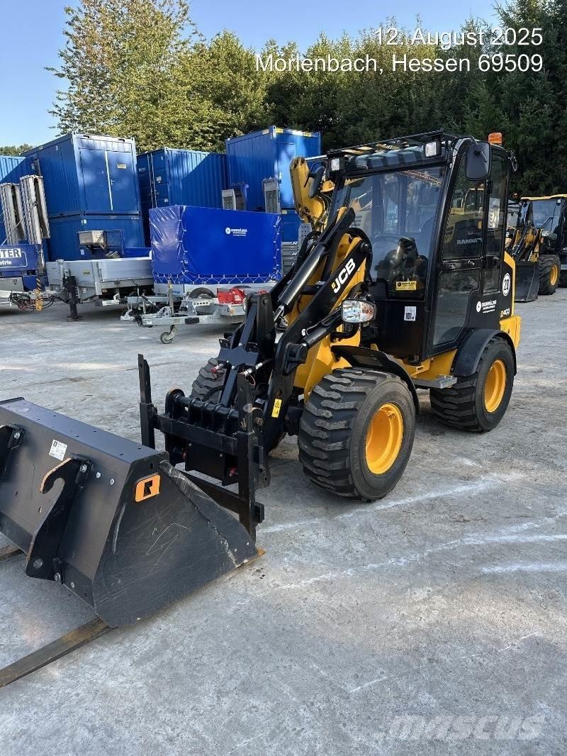 JCB 403 Gumikerekes homlokrakodók