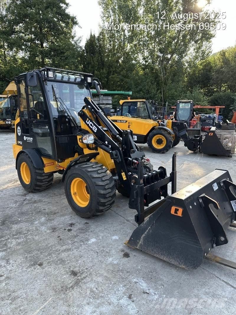 JCB 403 Gumikerekes homlokrakodók