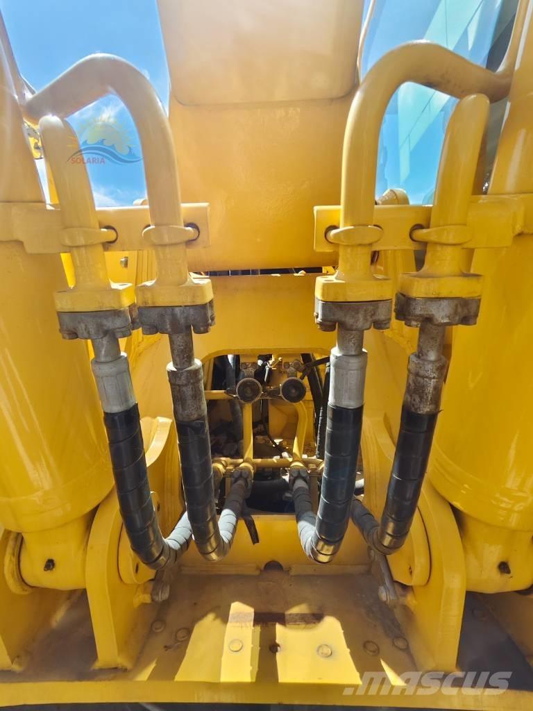 Komatsu PC 220-8 Lánctalpas kotrók