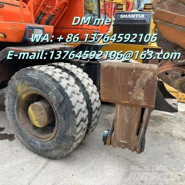 Doosan DH 210 W-7 Gumikerekes kotrók