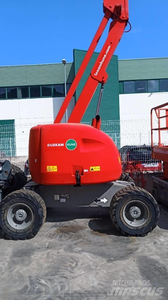 JLG 450 AJS II Karos emelők