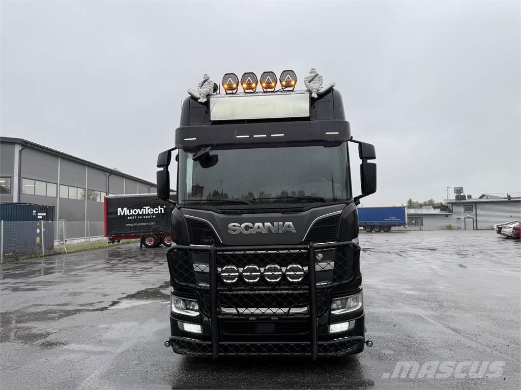 Scania R650 6X4 Nyergesvontatók