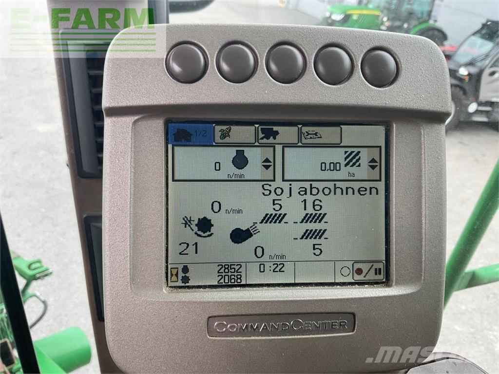 John Deere T560HM Kombájnok