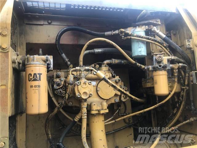 CAT 330C Lánctalpas kotrók