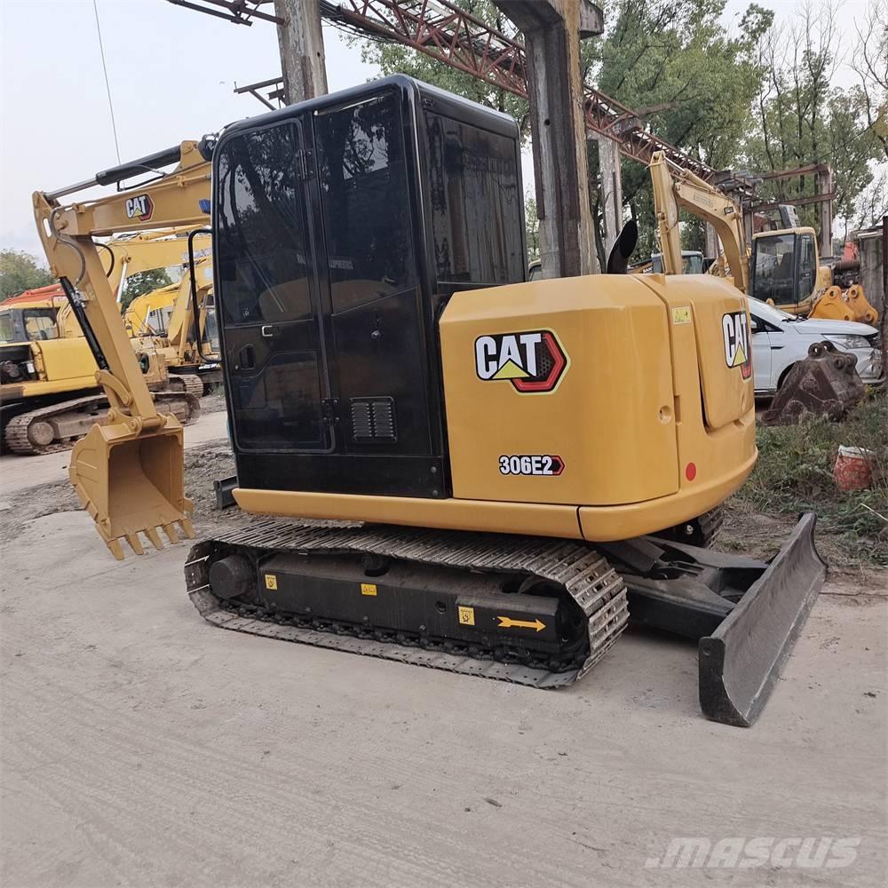 CAT 306 E Közepes (midi) kotrók 7 t - 12 t