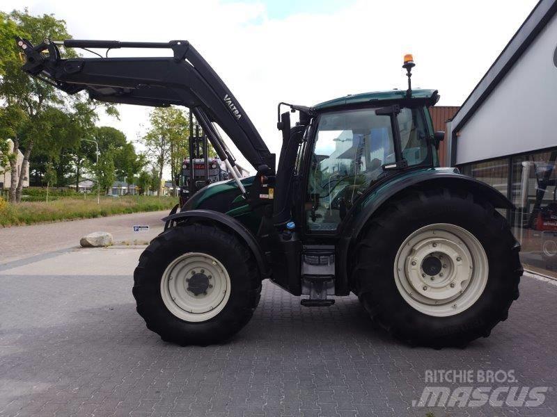 Valtra N134 A Traktorok