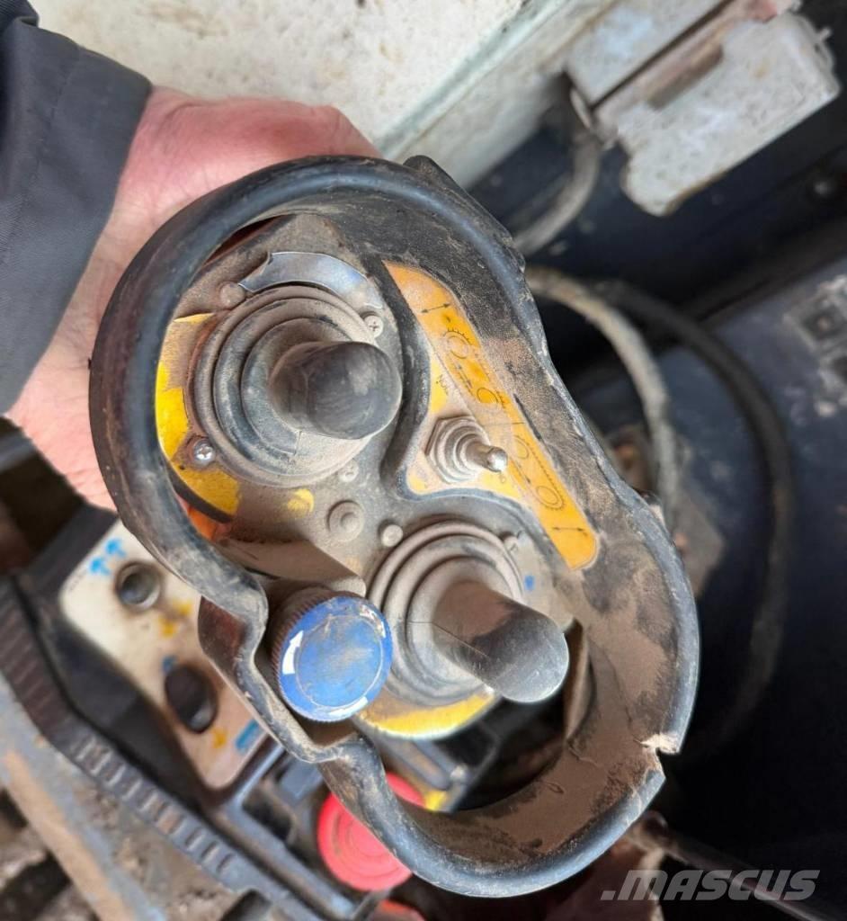 Sandvik QJ 241 Mobil törőgépek