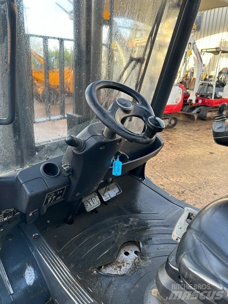 Linde H 35 D Dízel targoncák