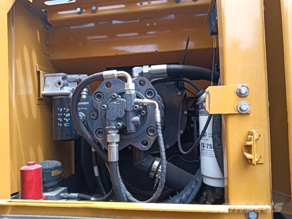 XCMG XE 215 DA Lánctalpas kotrók