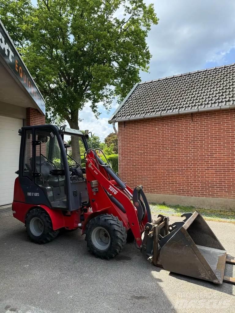 Kubota Toyo 826 Mini kotrók < 7t