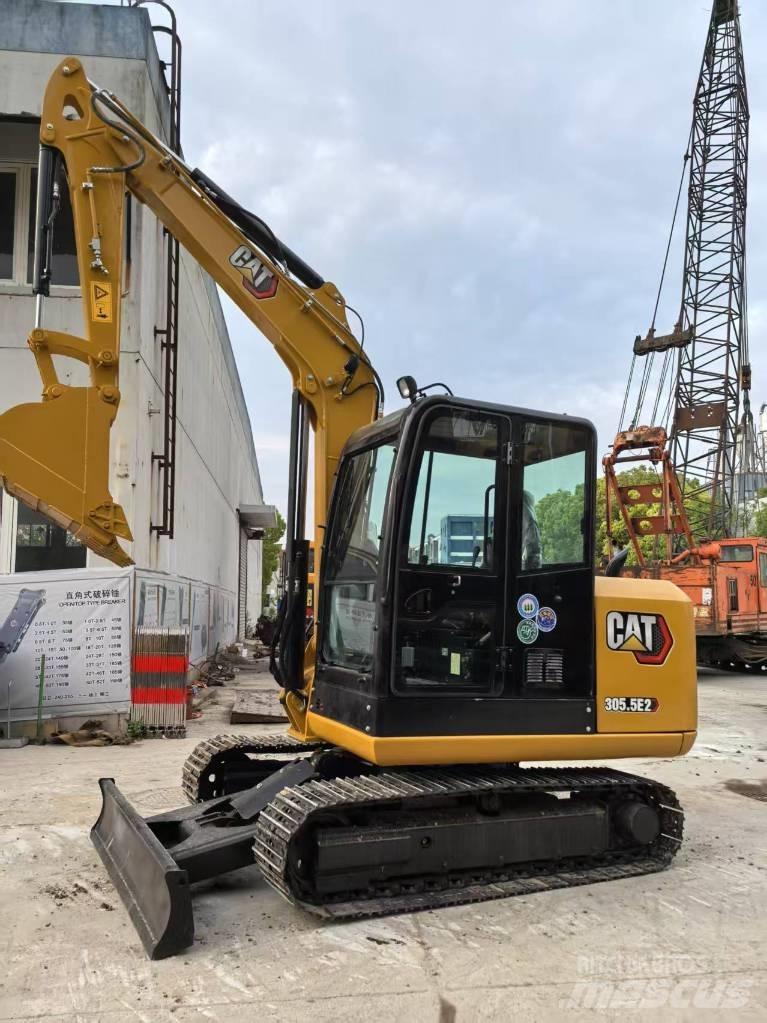 CAT 305.5 E 2 Lánctalpas kotrók