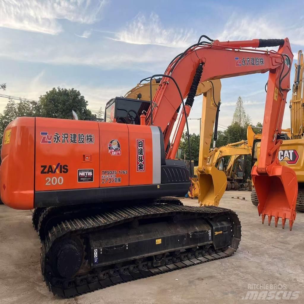 Hitachi zx200 Lánctalpas kotrók