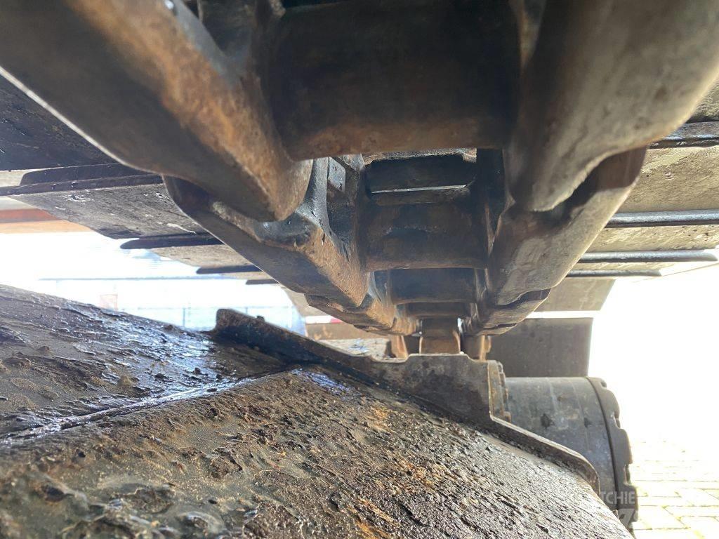 Hitachi ZX 180 LC-3 Lánctalpas kotrók