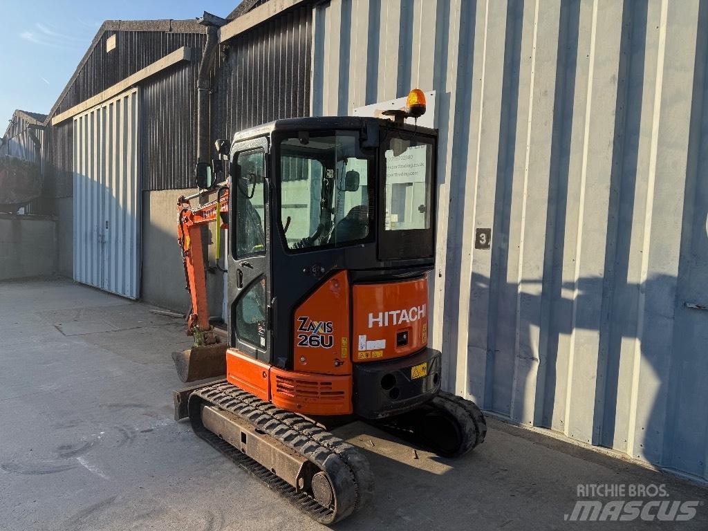 Hitachi ZX 26 Mini kotrók < 7t