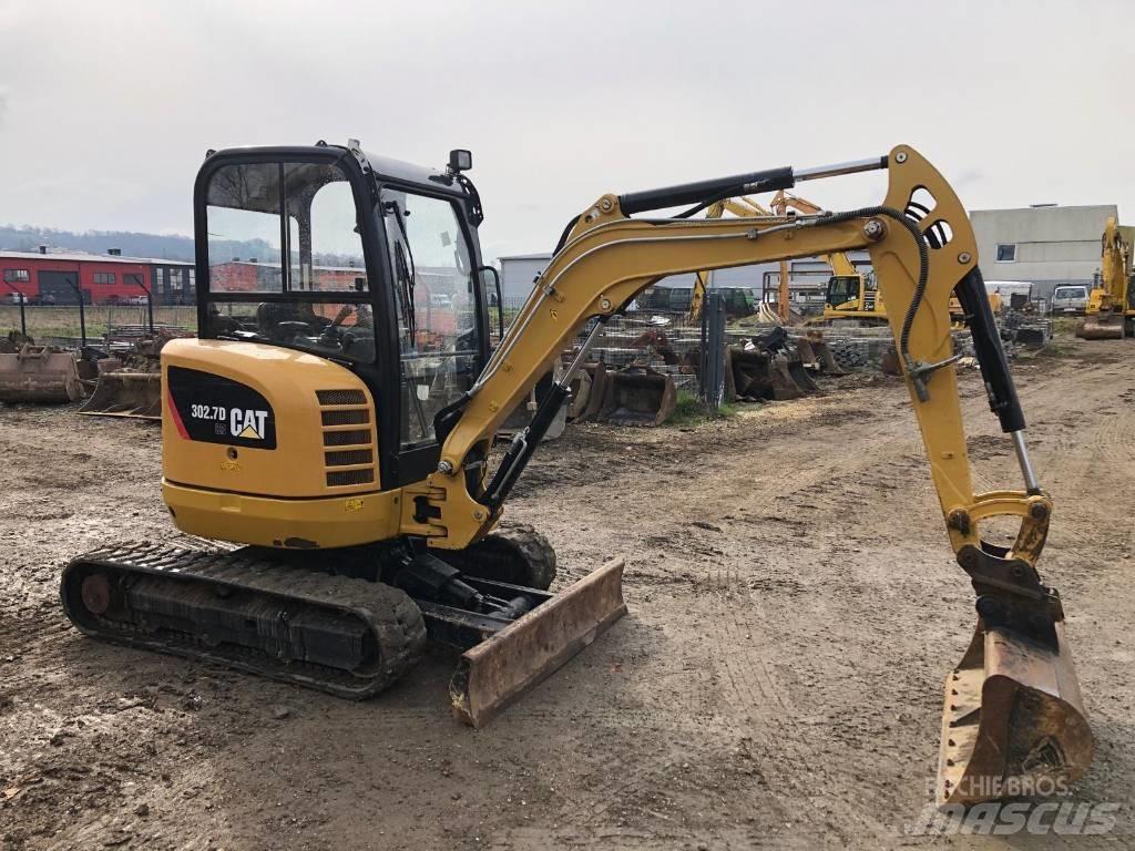 CAT 302.7 D Mini kotrók < 7t