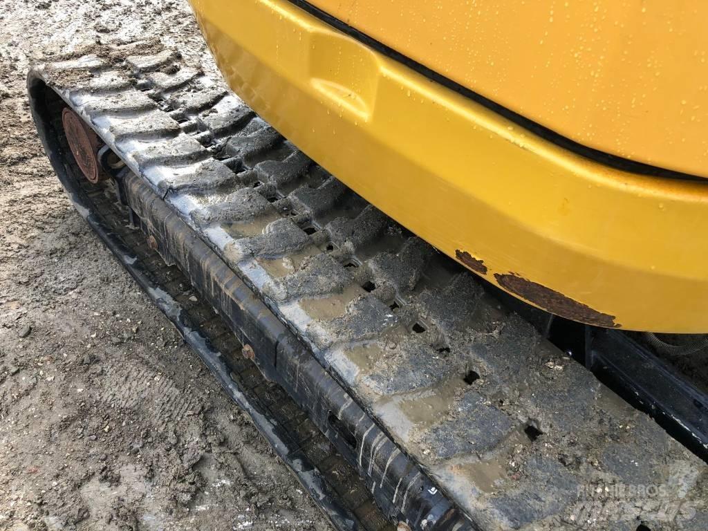 CAT 302.7 D Mini kotrók < 7t