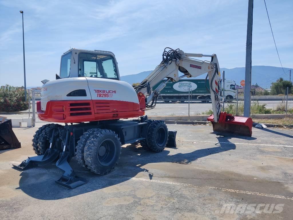 Takeuchi TB 295 W Gumikerekes kotrók