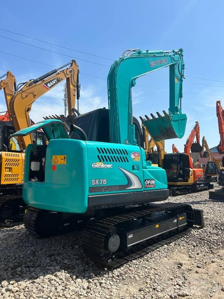 Kobelco SK 75 Mini kotrók < 7t