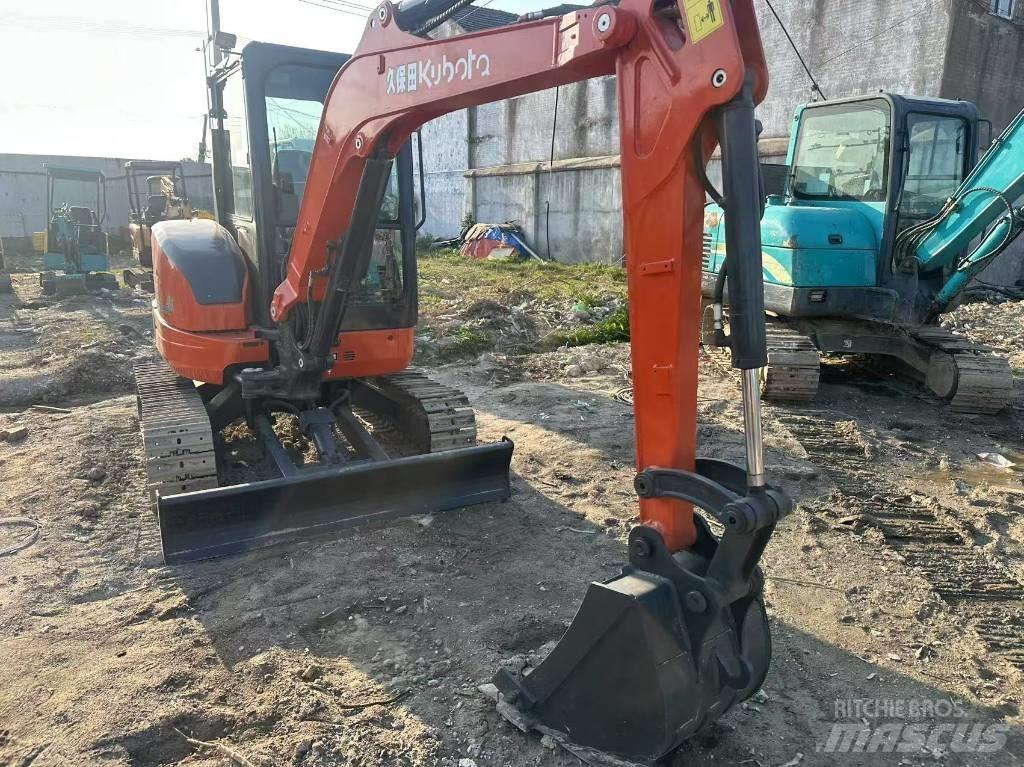 Kubota U 35 Mini kotrók < 7t