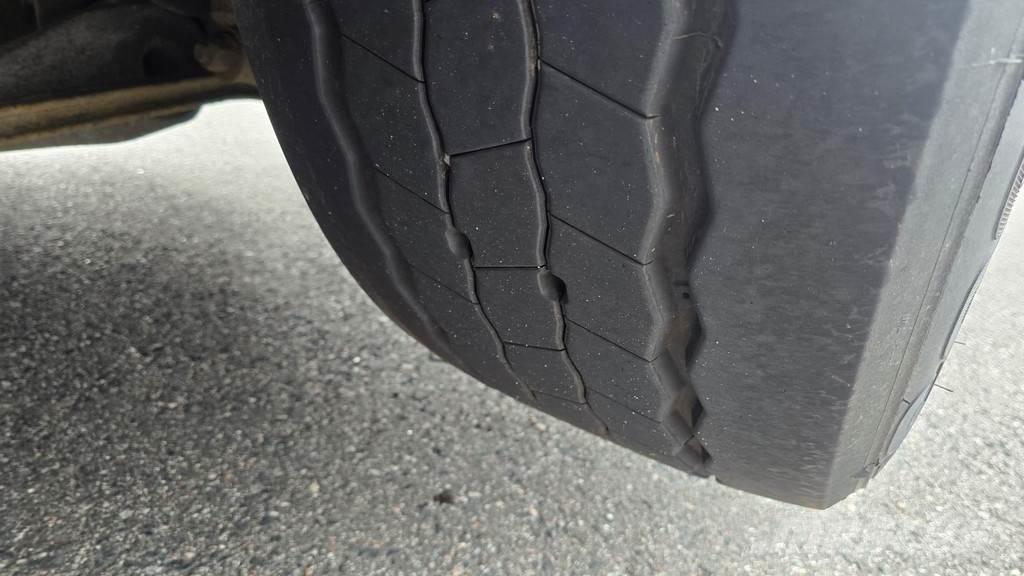 Volvo FH Elhúzható ponyvás