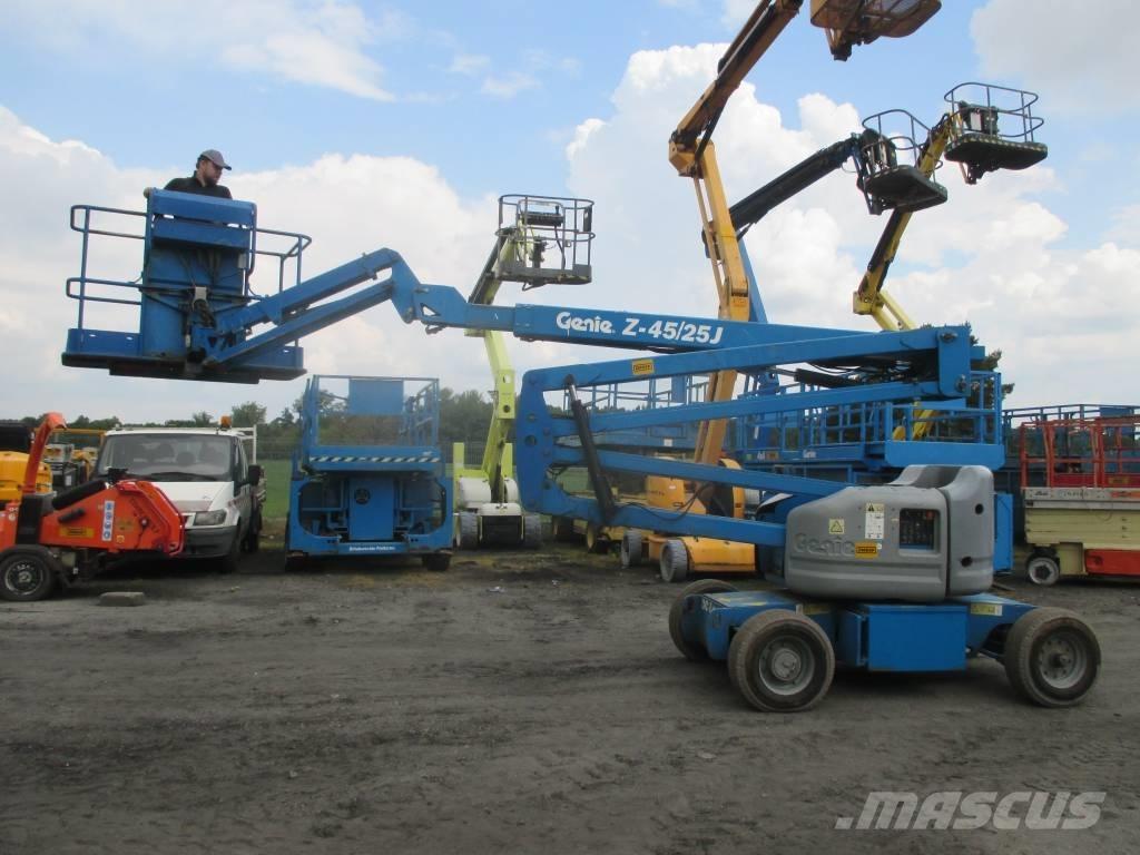 Genie Z 45/25 J DC Karos emelők