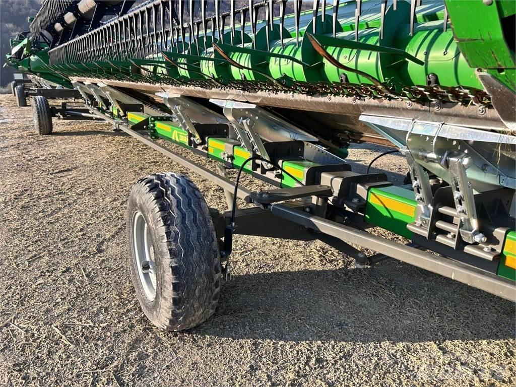 John Deere T670i Kombájnok