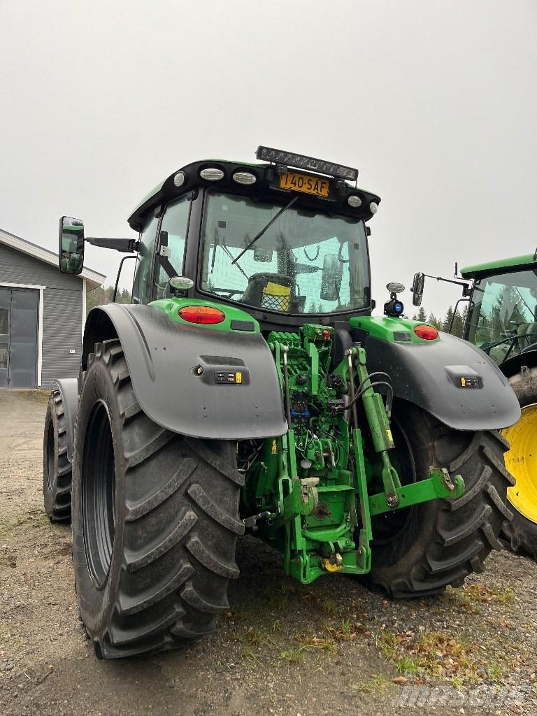 John Deere 6175 R Traktorok
