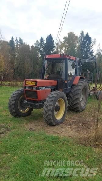 Case IH 845 XL Traktorok