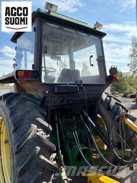 John Deere 3040 Traktorok