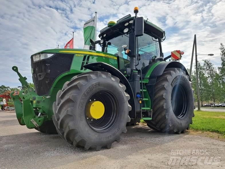 John Deere 7310 R Traktorok